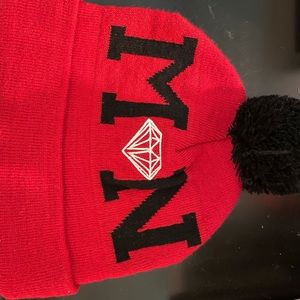 RED DIAMOND SUPPLY BEANIE
